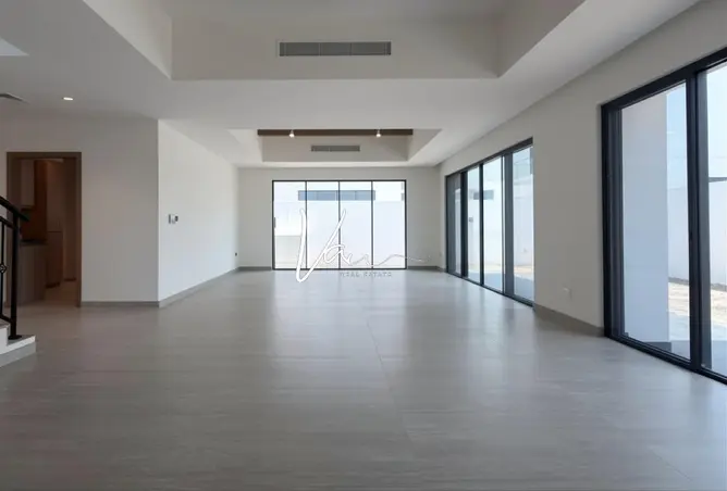 145968458 - Property Image 2