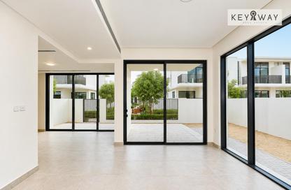 Townhouse - 4 - 5 for rent in Elora - The Valley - Dubai