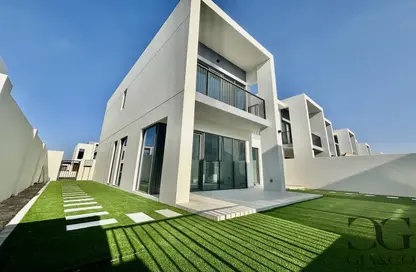 Townhouse - 4 Bedrooms - 5 Bathrooms for rent in Shams Townhouses - Town Square - Dubai