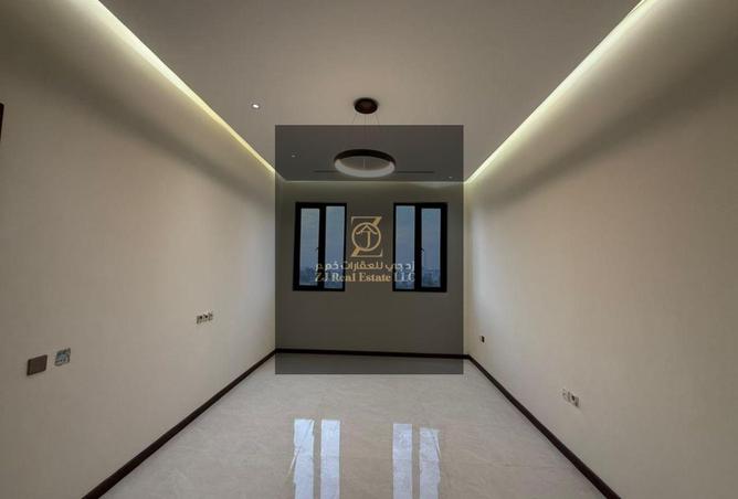 130672800 - Property Image 3