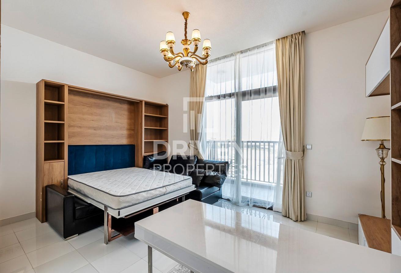 Metro Access | Swimming Pool View | Sept Tenants photo 6