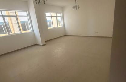 Apartment - 2 Bedrooms - 2 Bathrooms for rent in Al Amira Village - Al Yasmeen - Ajman