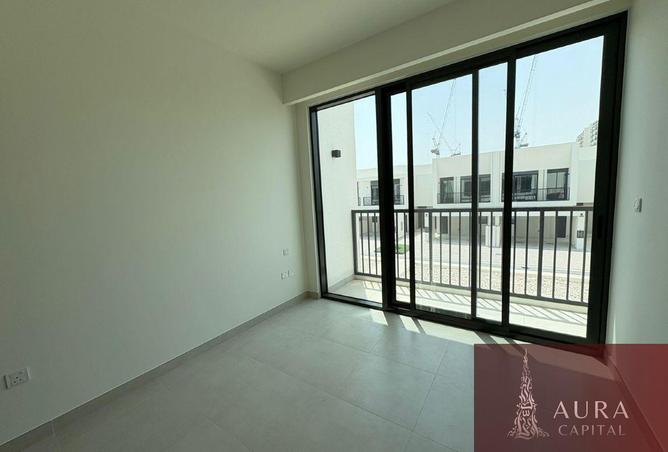 73112405 - Property Image 3