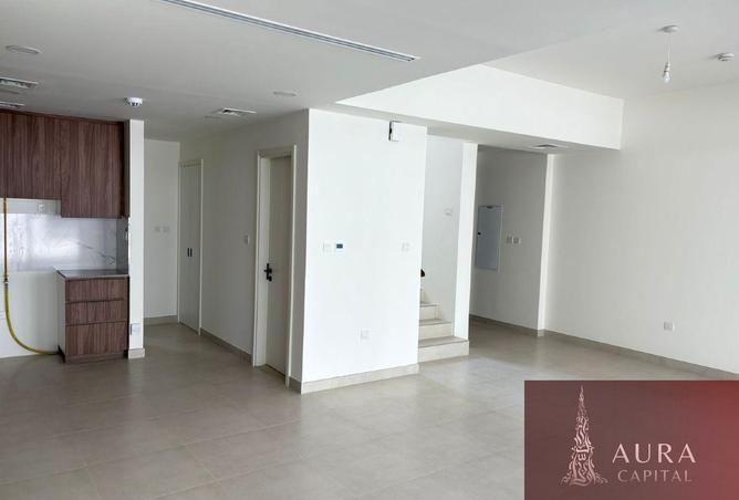 73112405 - Property Main Image