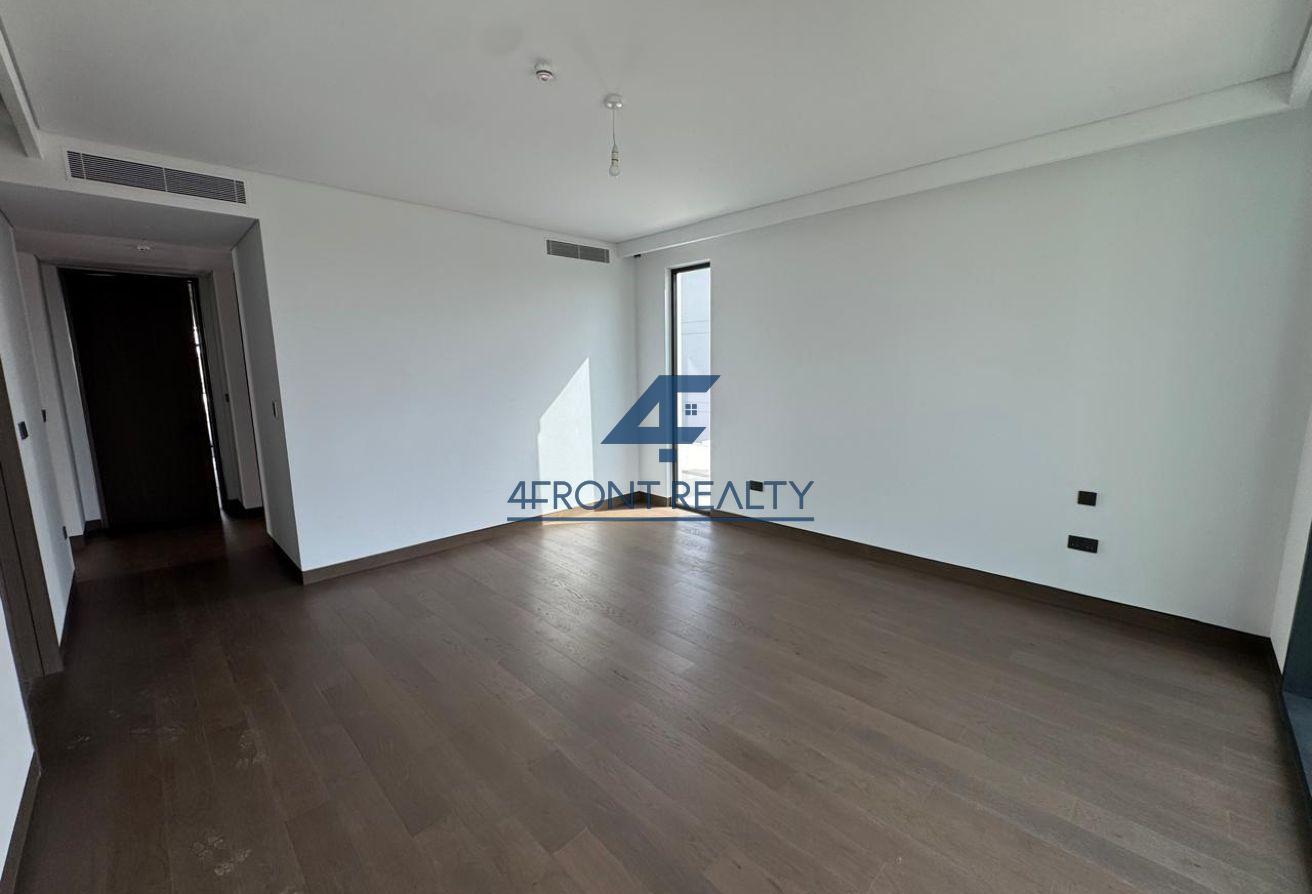 Move In Ready | Upgraded | View Now photo 12