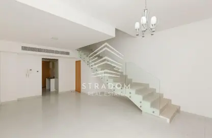 Villa - 3 Bedrooms - 4 Bathrooms for sale in Valencia Park - District 15 - Jumeirah Village Circle - Dubai
