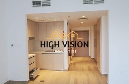 Apartment - Studio - 1 Bathroom for rent in Waters Edge - Yas Island - Abu Dhabi