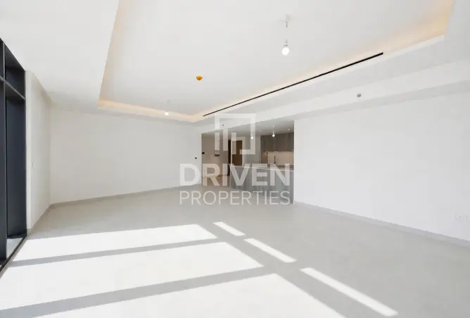 156934117 - Property Image 2
