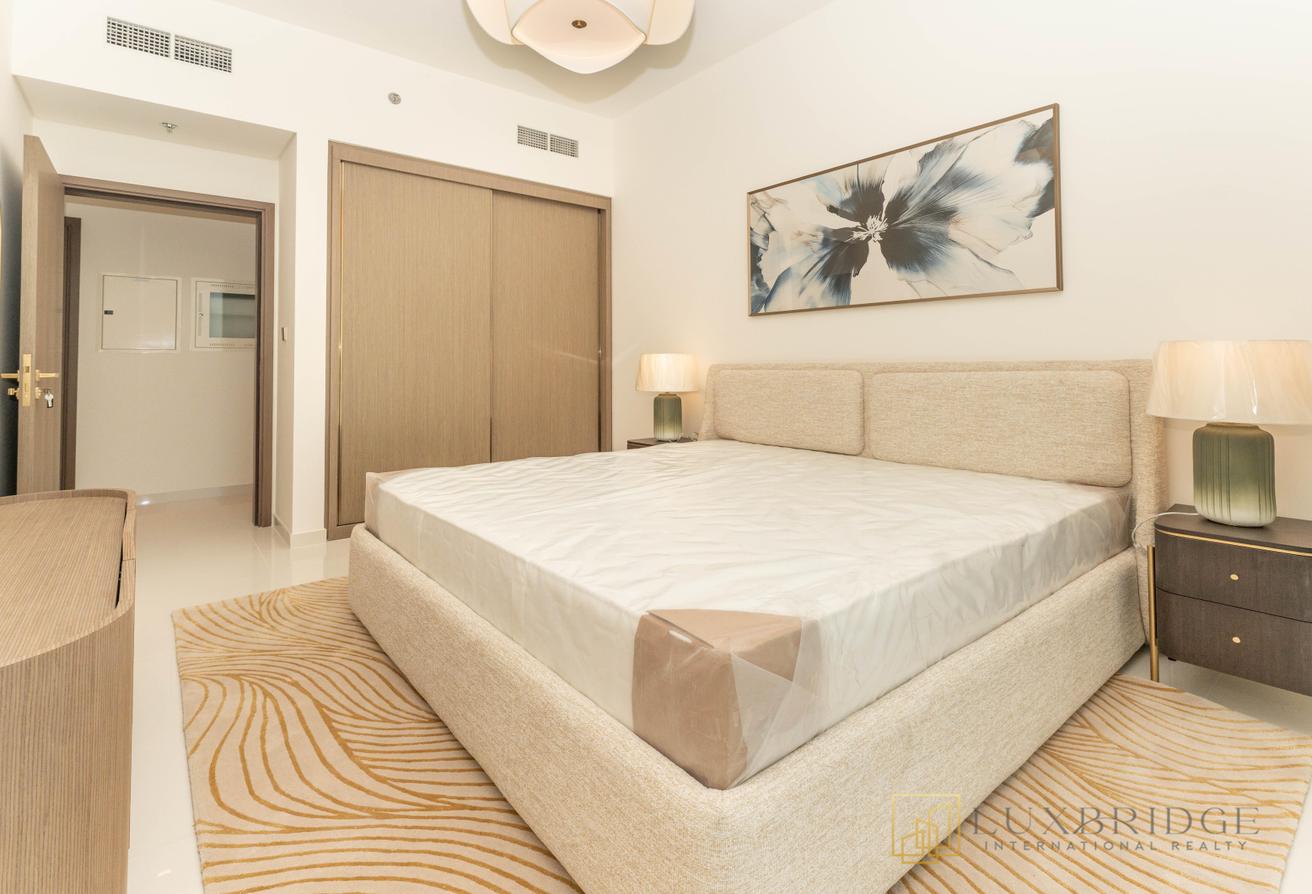 Fully Furnished | Luxurious | Sea View photo 7