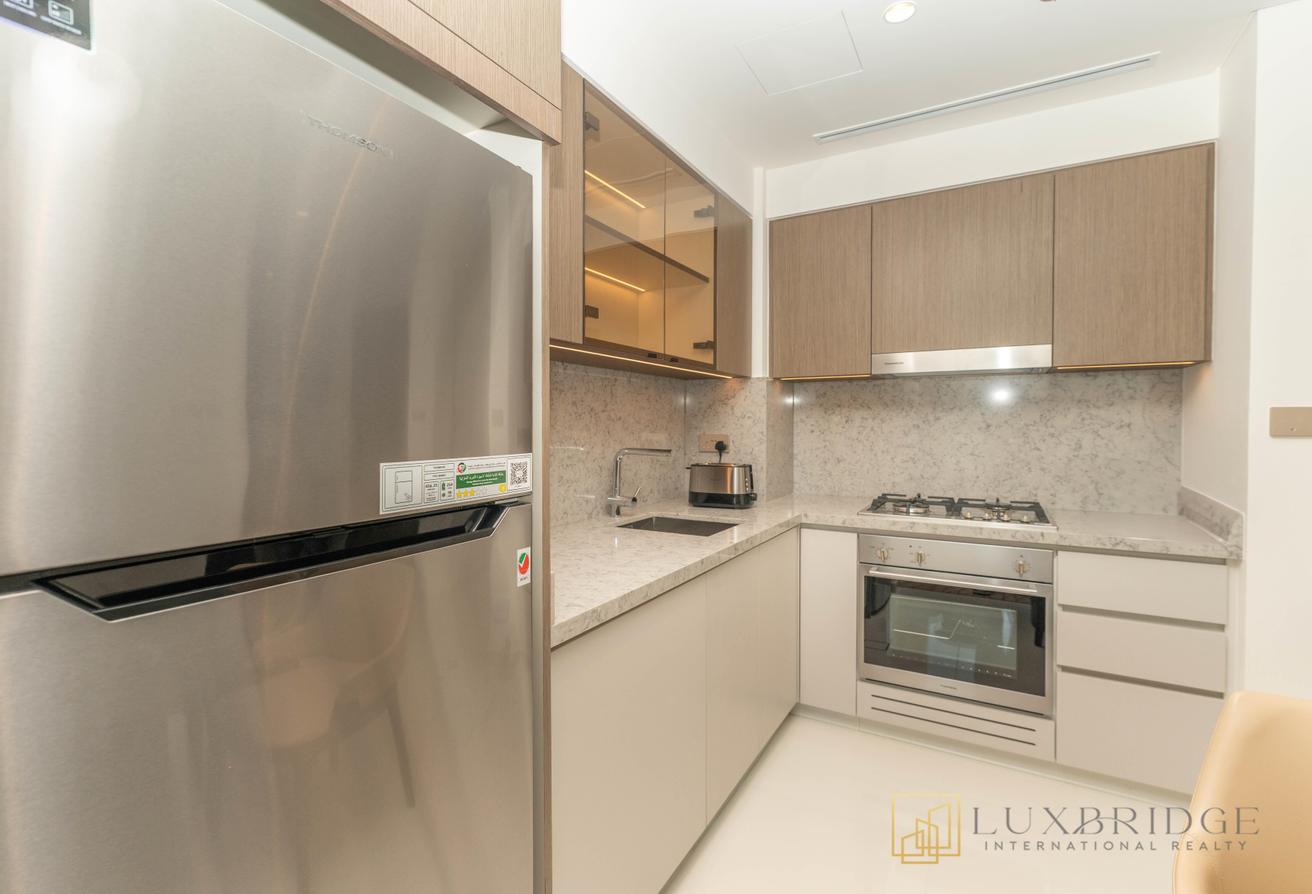 Fully Furnished | Luxurious | Sea View photo 5