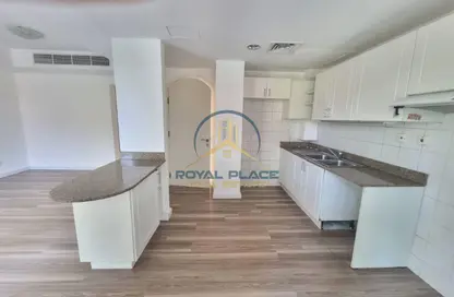 Villa - 2 Bedrooms - 3 Bathrooms for rent in Springs 15 - The Springs - Dubai
