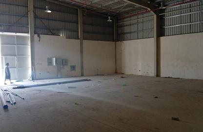 Warehouse - Studio - 3 for rent in Al Jurf Industrial 2 - Al Jurf Industrial - Ajman