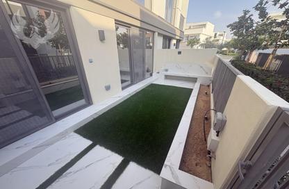 Townhouse - 3 Bedrooms - 4 Bathrooms for rent in Aura Gardens - Tilal Al Ghaf - Dubai