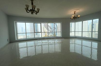 Apartment - 2 Bedrooms - 3 Bathrooms for rent in Al Majaz 3 - Al Majaz - Sharjah