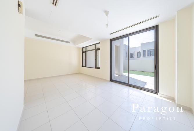 61674870 - Property Image 3