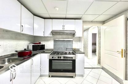 Apartment - 3 Bedrooms - 4 Bathrooms for rent in Al Khaili Building - Al Zahiyah - Abu Dhabi