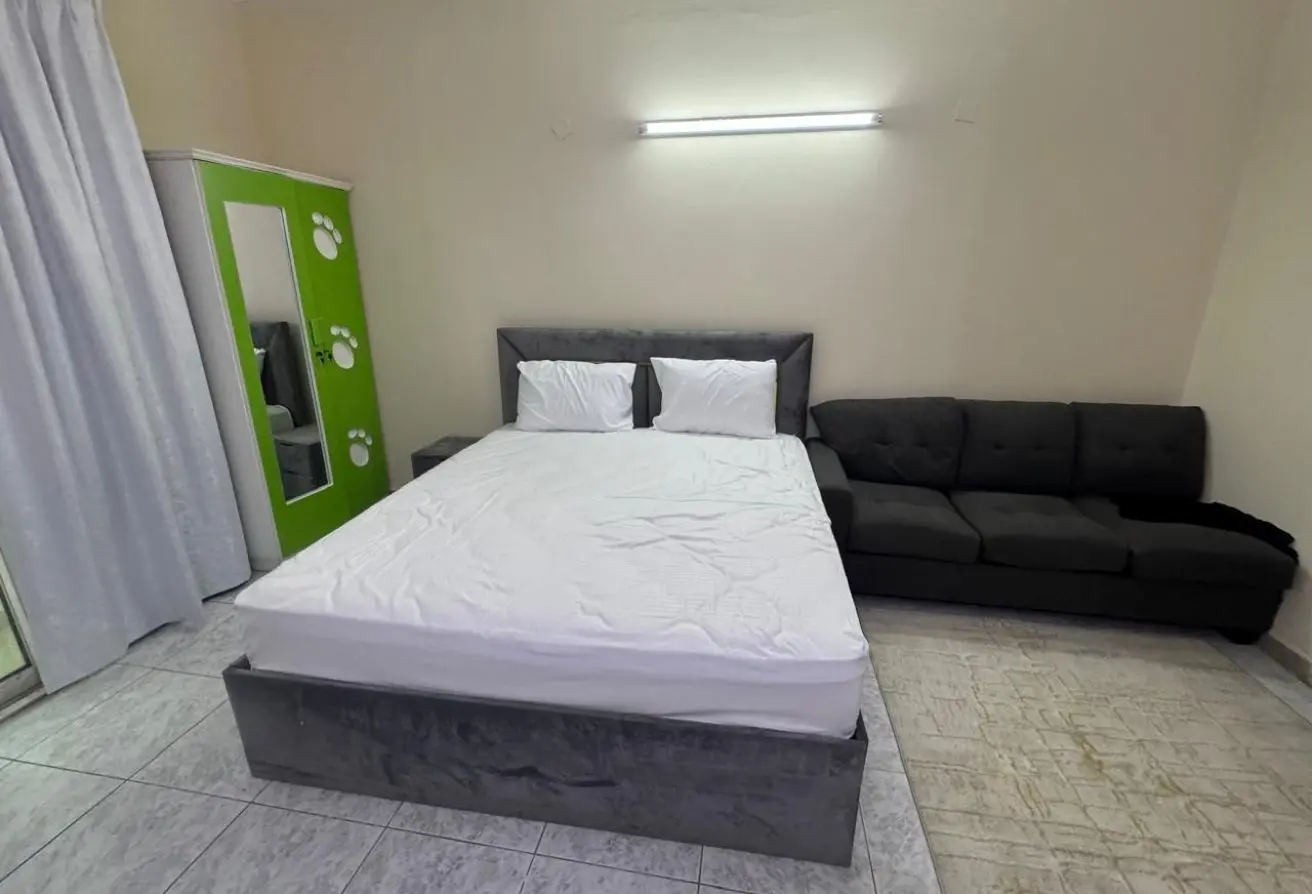 165580260 - Property Main Image