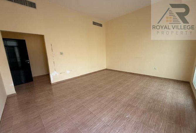 111867886 - Property Image 3