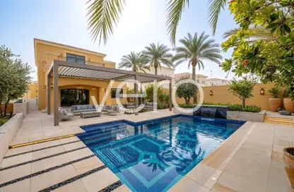 Villa - 5 Bedrooms - 5 Bathrooms for rent in Legacy - Jumeirah Park - Dubai