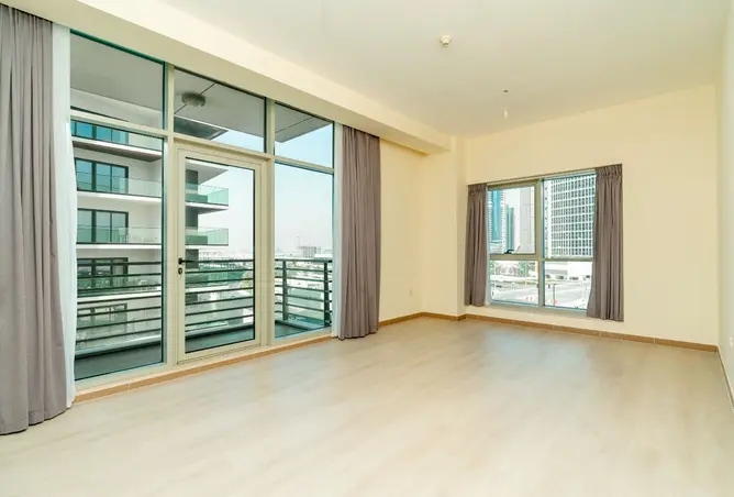 136574857 - Property Image 3
