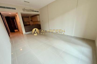 Apartment - 1 - 2 for rent in Roxana Residence A - Roxana Residences - District 12 - Jumeirah Village Circle - Dubai