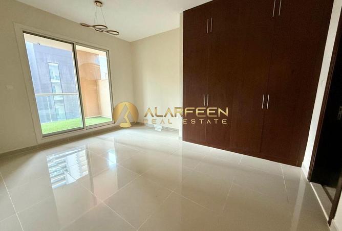 Spacious Layout | Prime Location | Call Now photo 3