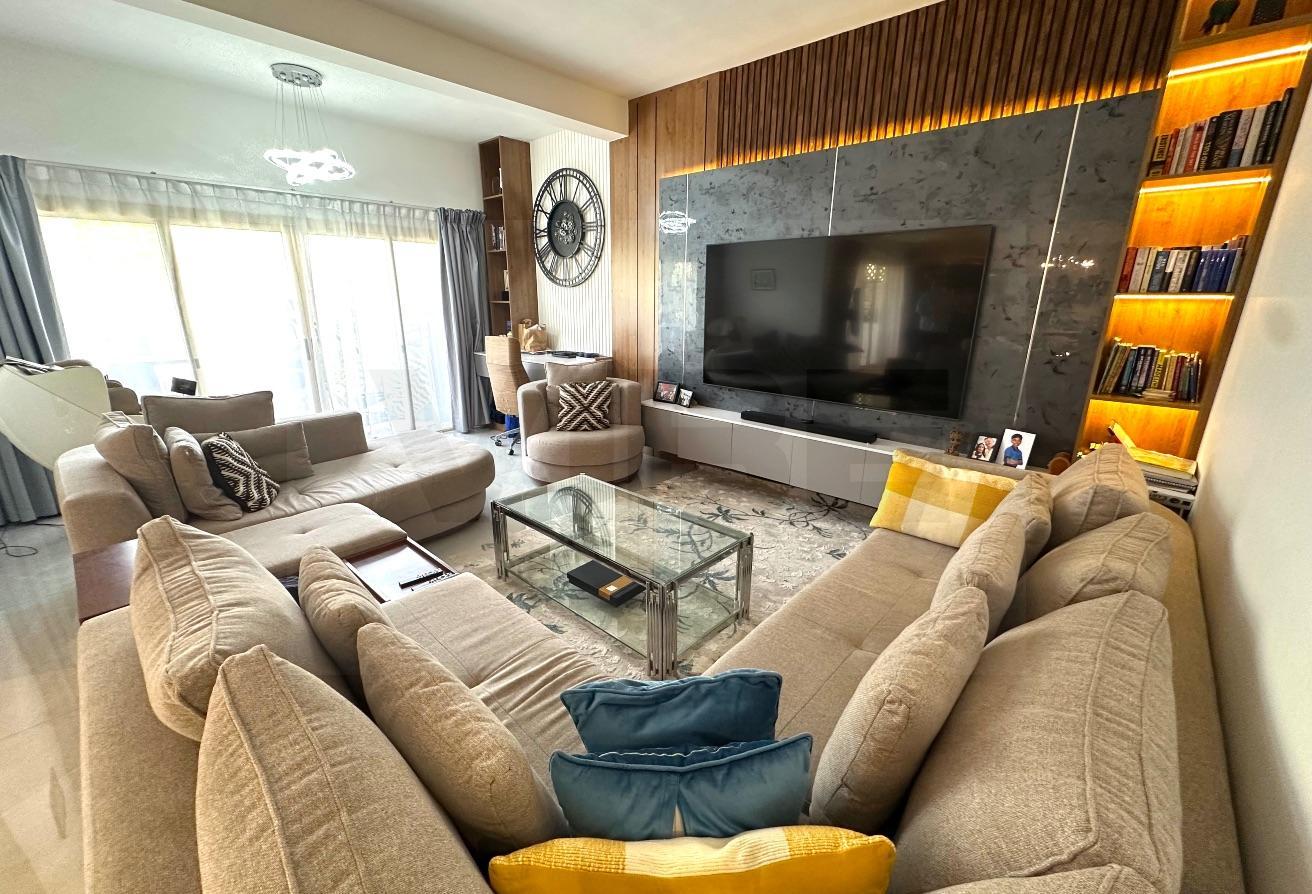 Upgraded 3-4 Bedroom- Golf Views – Corner Unit