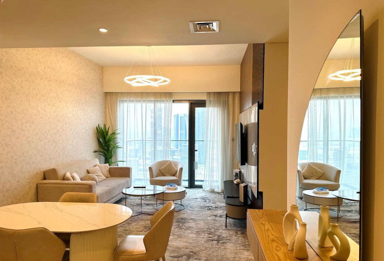 FULLY FURNISHED |SPACIOUS LAYOUT | VACANT NOW