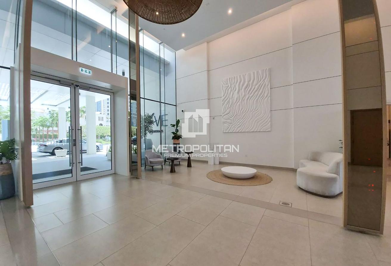 Furnished | Sea and Palm View | Upgraded Interior photo 24