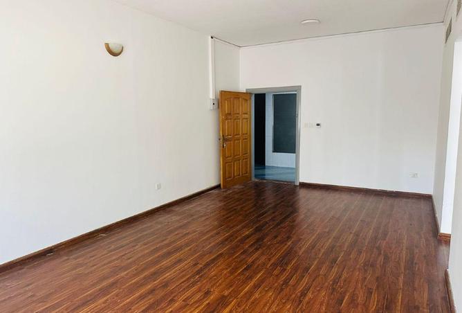 54402900 - Property Image 2