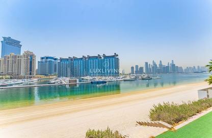 Villa - 5 - 6 for sale in Signature Villas Frond P - Signature Villas - Palm Jumeirah - Dubai Villa - 5 - 6 for sale in Signature Villas Frond P - Signature Villas - Palm Jumeirah - Dubai