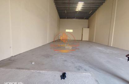 Warehouse - Studio - 1 Bathroom for rent in Al Sajaa Industrial - Al Sajaa - Sharjah