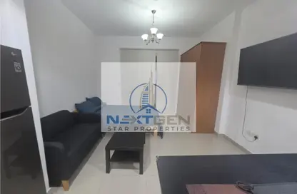 Apartment - 1 Bathroom for rent in Lakeside Tower A - Lakeside Residence - Dubai Production City (IMPZ) - Dubai