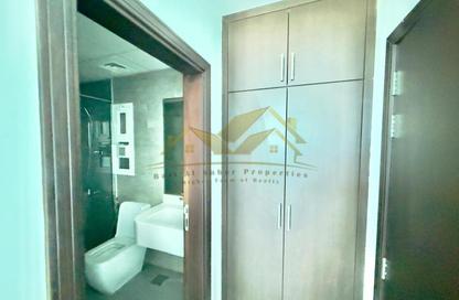 Apartment - 1 Bedroom - 2 Bathrooms for rent in Jumeirah Garden City - Al Satwa - Dubai