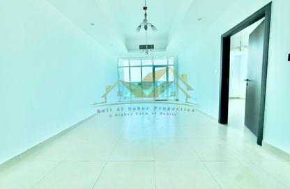 Apartment - 1 Bedroom - 2 Bathrooms for rent in Jumeirah Garden City - Al Satwa - Dubai