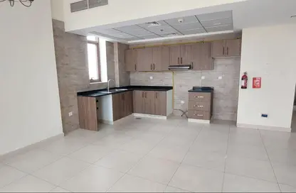 Apartment - 1 Bedroom - 2 Bathrooms for rent in Rose Building - Al Jaddaf - Dubai