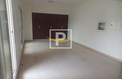 Apartment - Studio - 1 Bathroom for rent in Royal JVC Building - District 10 - Jumeirah Village Circle - Dubai Apartment - Studio - 1 Bathroom for rent in Royal JVC Building - District 10 - Jumeirah Village Circle - Dubai