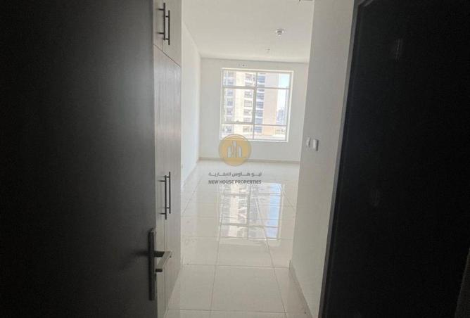 53180957 - Property Image 3