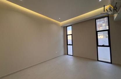 Villa - 4 Bedrooms - 6 Bathrooms for rent in Al Aweer 1 - Al Aweer - Dubai Villa - 4 Bedrooms - 6 Bathrooms for rent in Al Aweer 1 - Al Aweer - Dubai