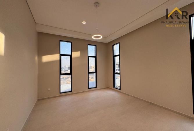 121102518 - Property Image 2