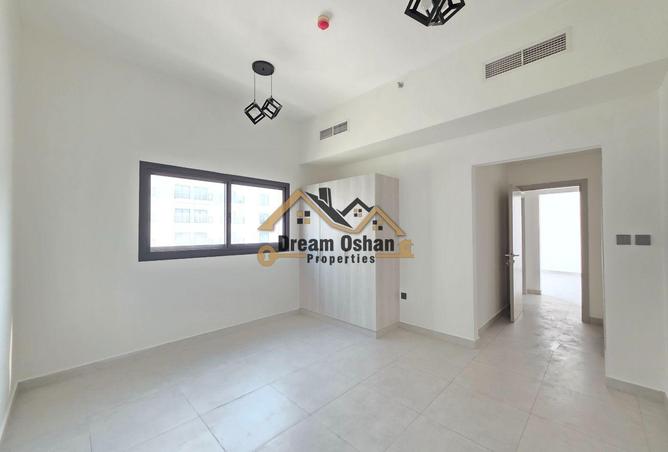 1 BR Apartment in Al Warsan with 8068 Sqft photo 3
