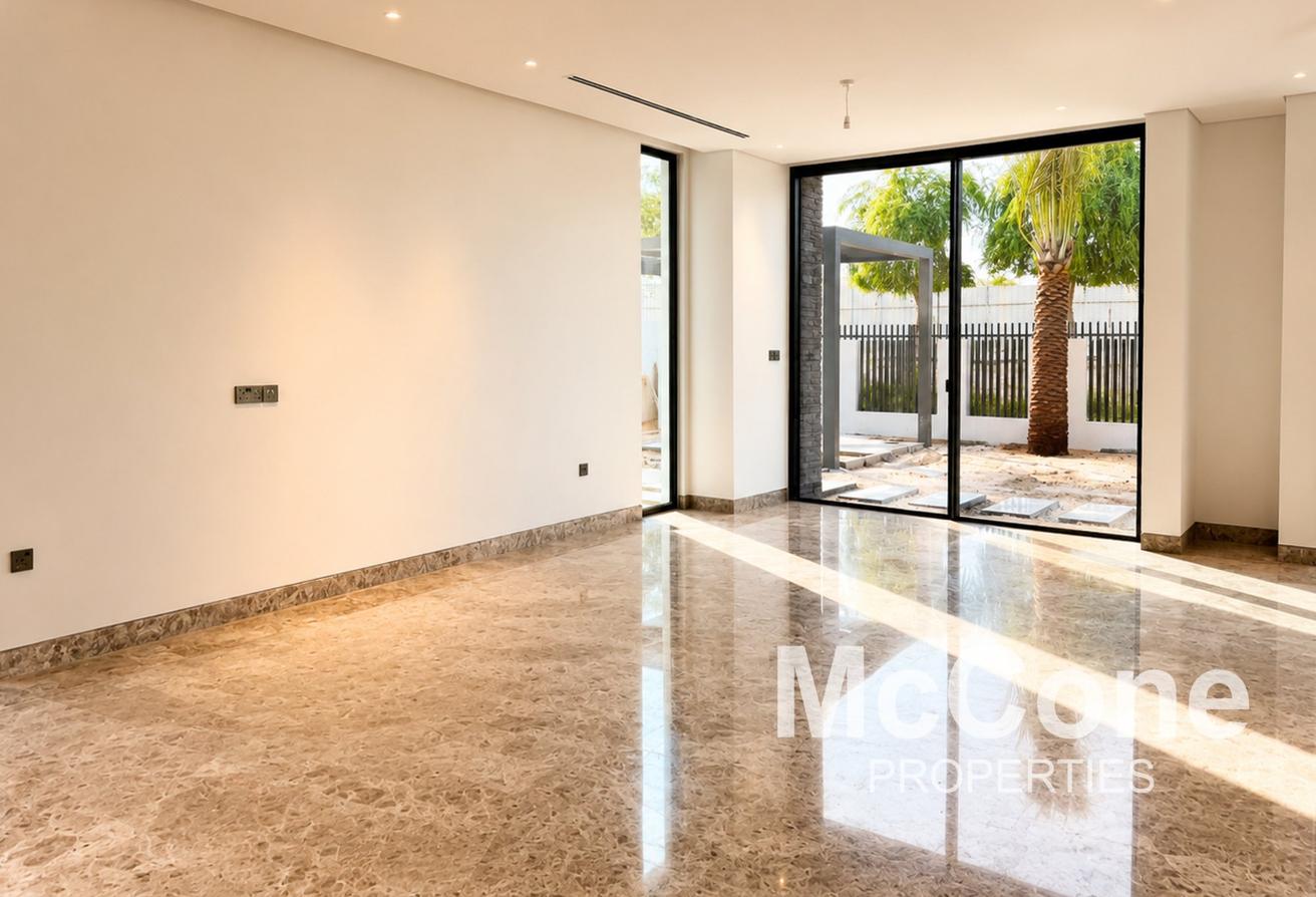 Single Row | Large Plot | Luxury Living photo 11