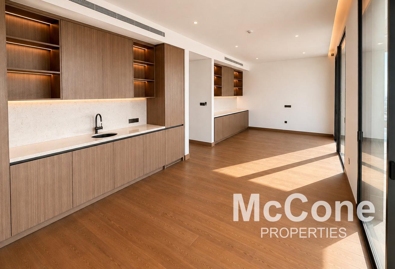Single Row | Large Plot | Luxury Living photo 4