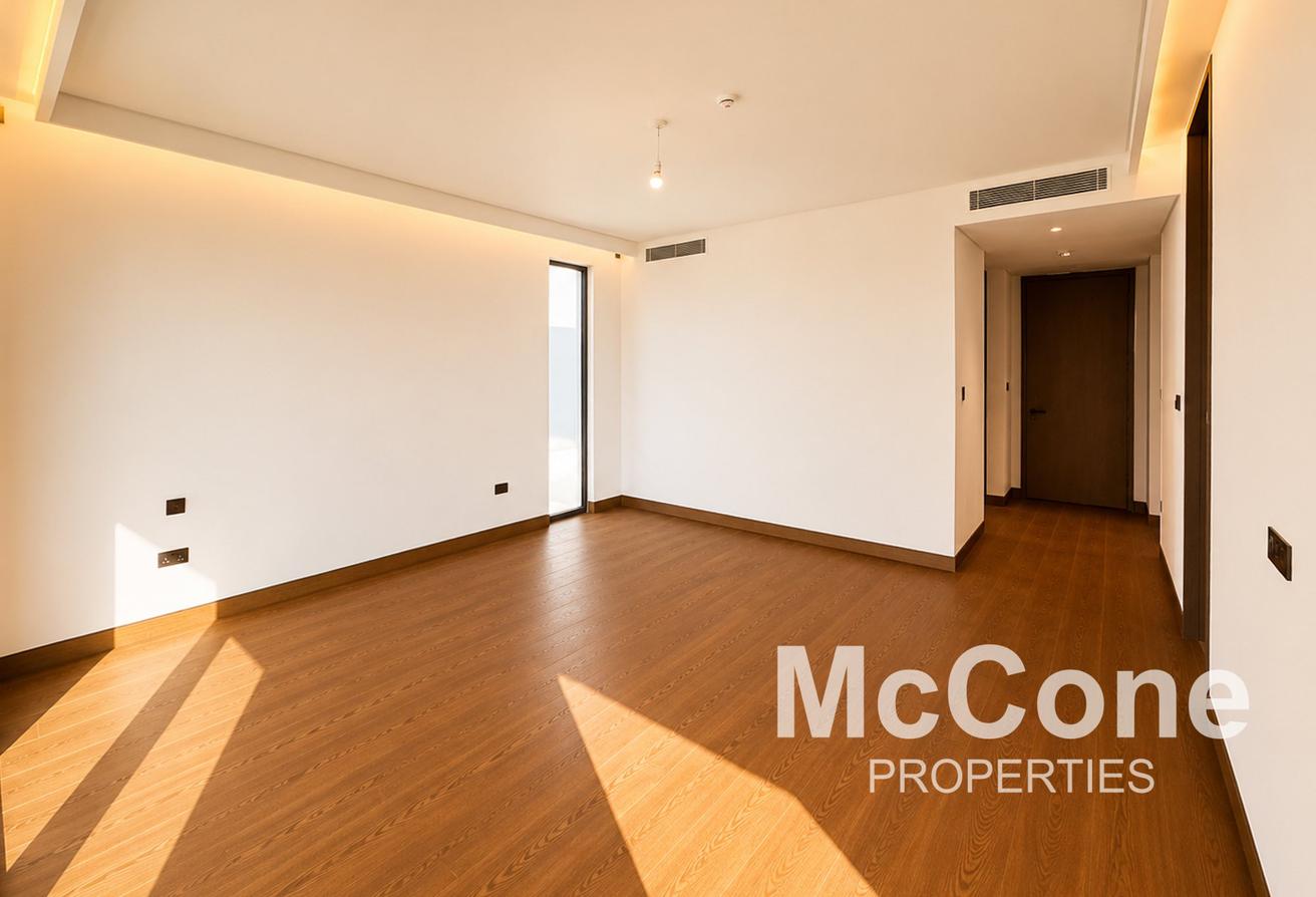 Single Row | Large Plot | Luxury Living photo 6