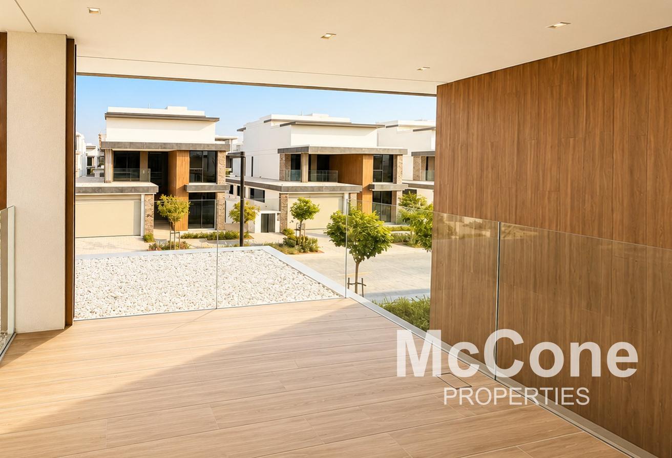Single Row | Large Plot | Luxury Living photo 18