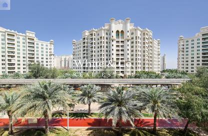 Apartment - 3 - 5 for sale in Golden Mile 8 - Golden Mile - Palm Jumeirah - Dubai