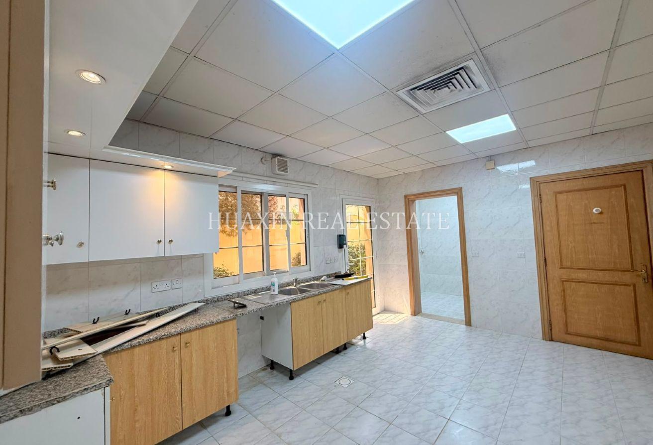 Spacious | Close to the beach | Independent Villa photo 8