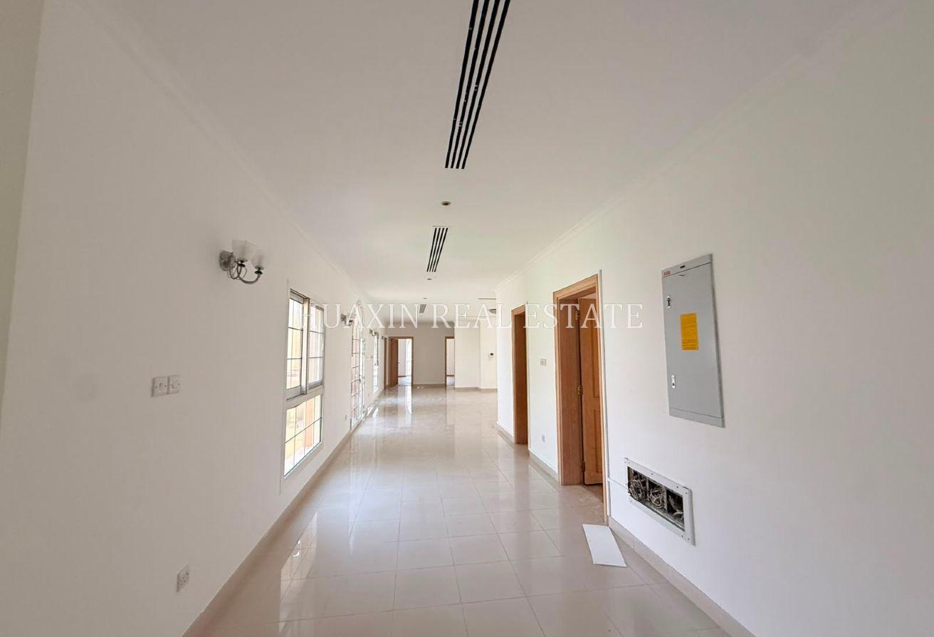 Spacious | Close to the beach | Independent Villa photo 14