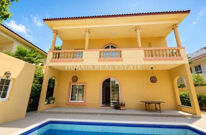 Villa - 5 Bedrooms - 6 Bathrooms for rent in Jumeirah 3 Villas - Jumeirah 3 - Jumeirah - Dubai