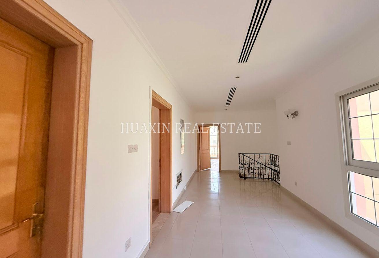Spacious | Close to the beach | Independent Villa photo 5